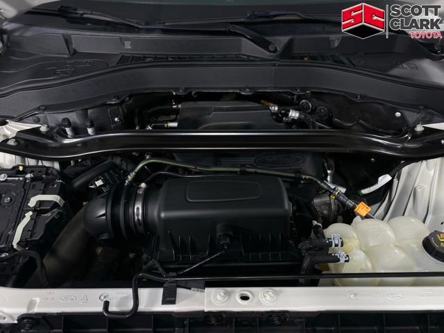 Used 2020 Ford Explorer Limited RWD image 12