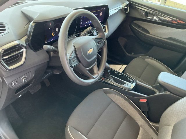 Used 2025 Chevrolet TrailBlazer LT AWD/4WD image 15