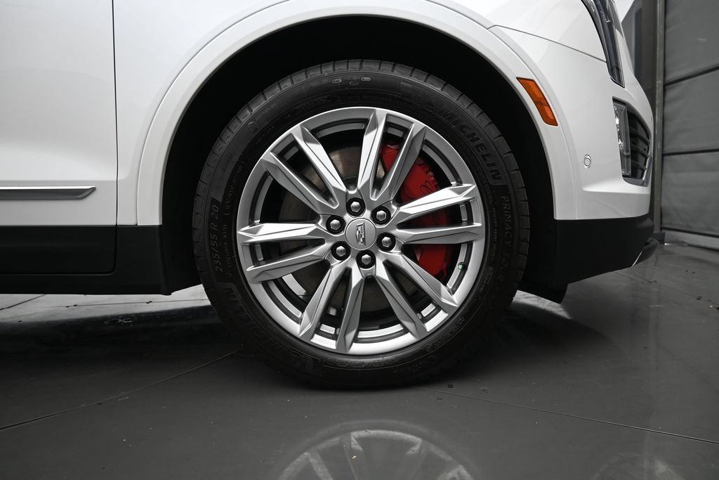 Certified 2024 Cadillac XT5 Sportv w/ Technology Package AWD/4WD image 36
