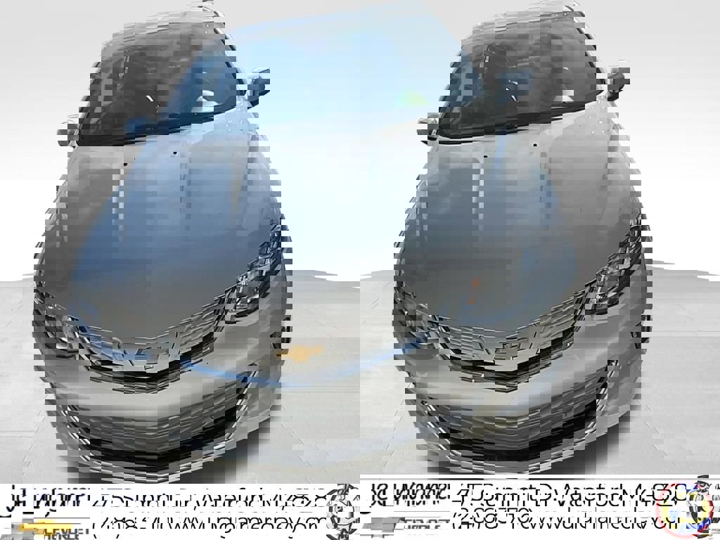 Used 2018 Chevrolet Volt Premier w/ Driver Confidence Package image 9