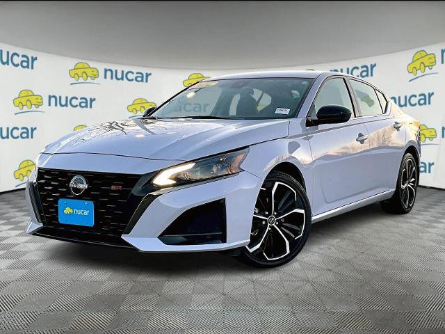 Certified 2024 Nissan Altima 2.5 SR image 3