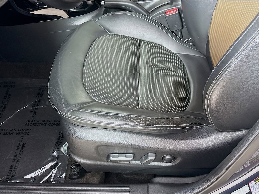 Used 2016 Kia Soul + w/ Audio Package image 25