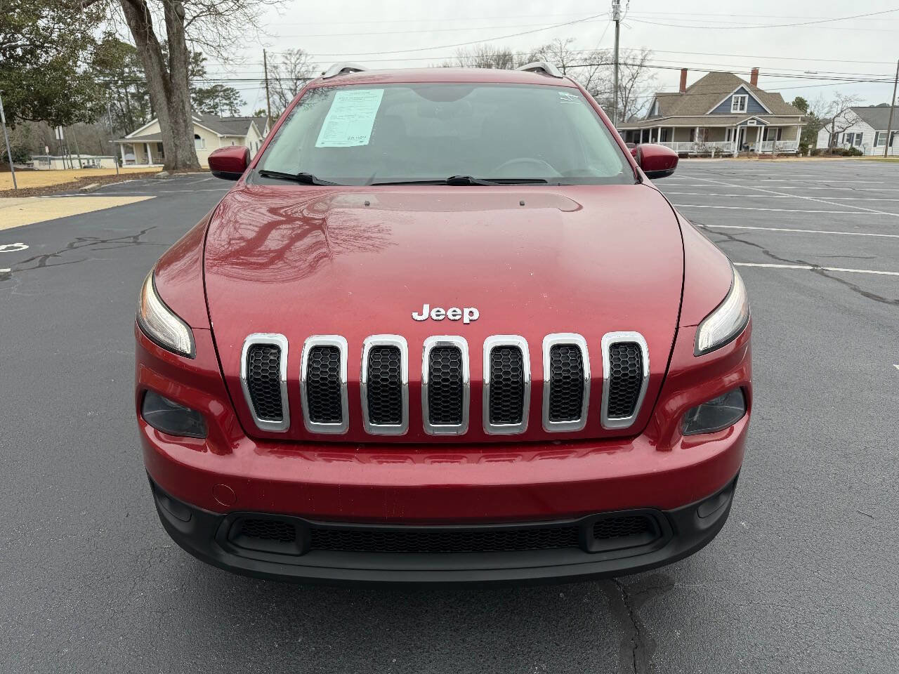 Used 2016 Jeep Cherokee Latitude w/ Comfort/Convenience Group image 3