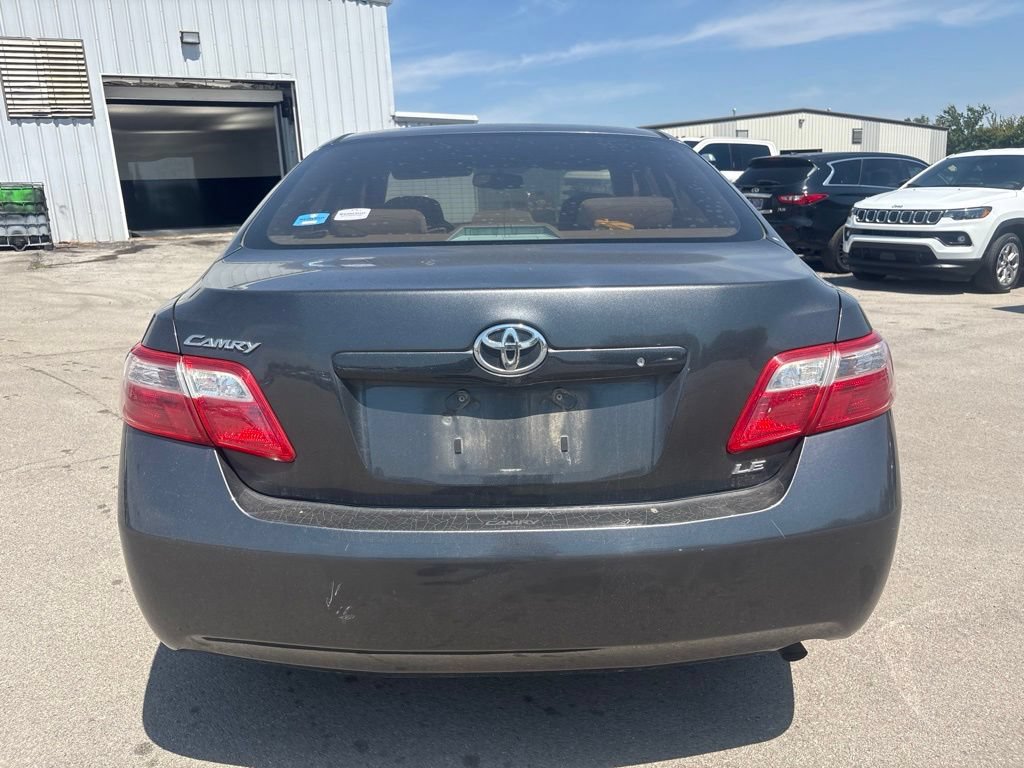 Used 2009 Toyota Camry LE FWD image 15