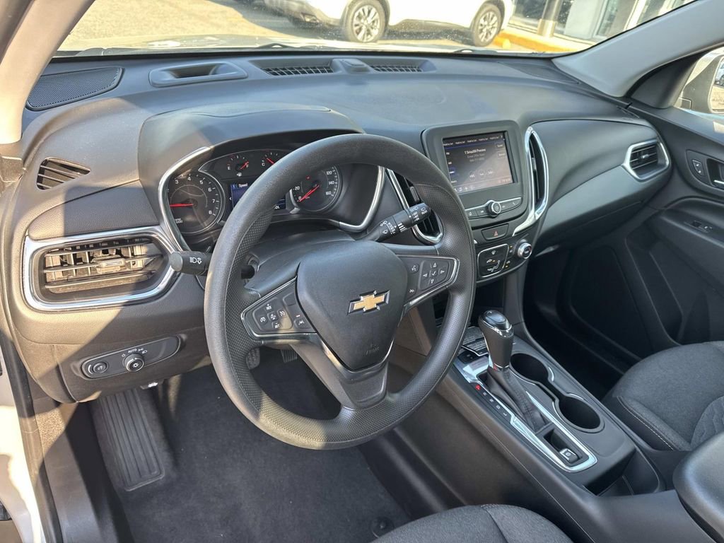 Used 2021 Chevrolet Equinox LT image 17