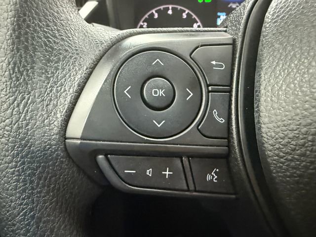 Used 2025 Toyota Corolla LE image 11