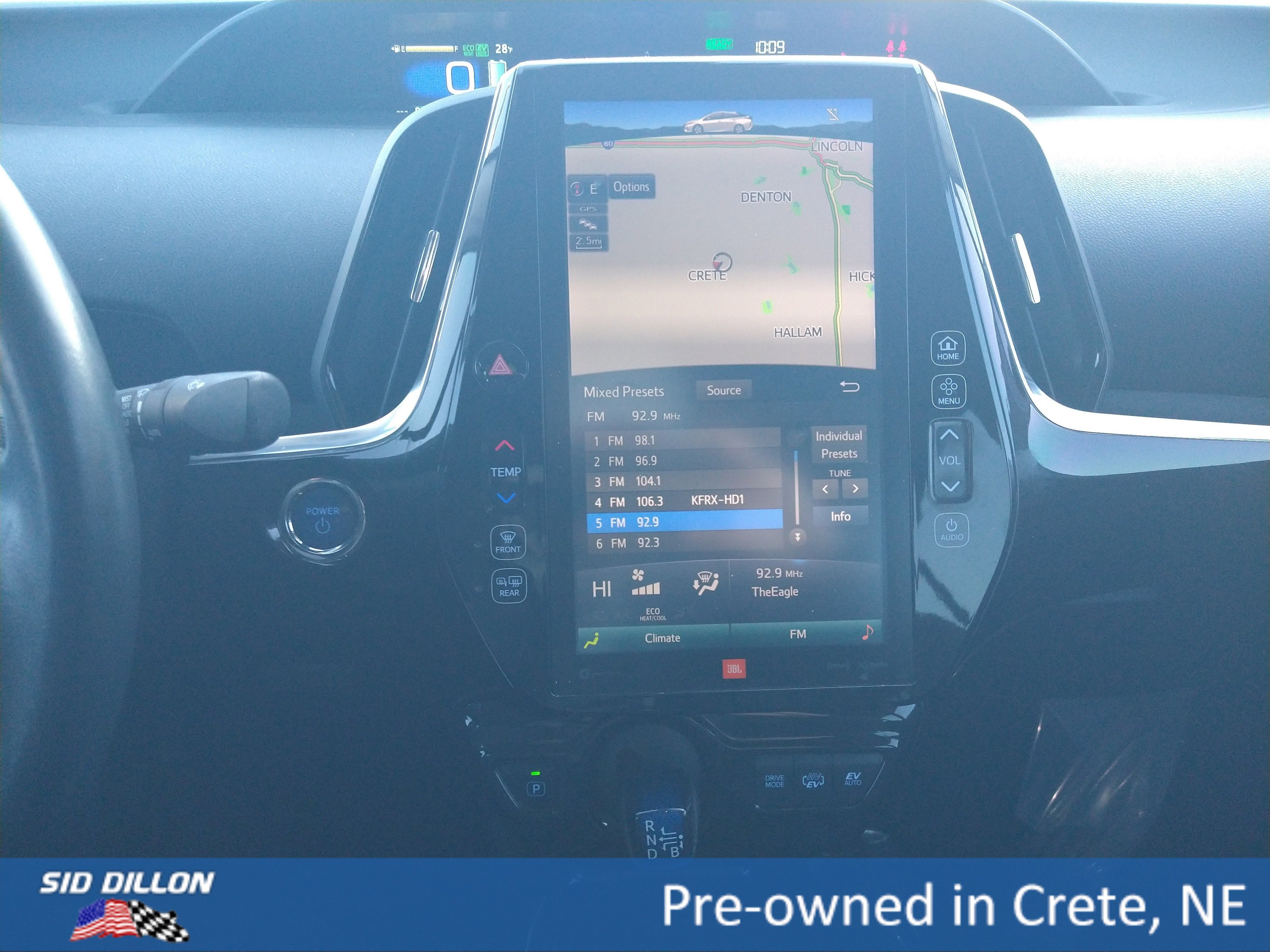 Used 2018 Toyota Prius Prime Advanced w/ Protection Package image 7