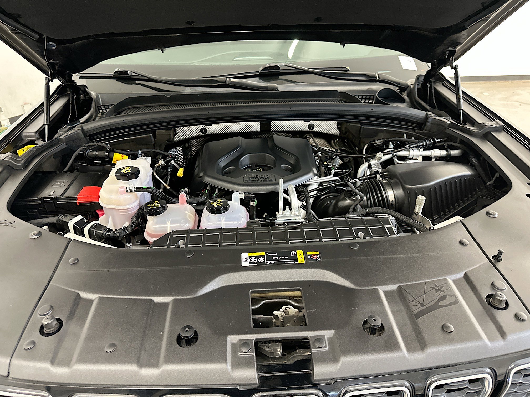 Used 2022 Jeep Grand Cherokee Limited 4xe w/ MOPAR Finishing Package image 36