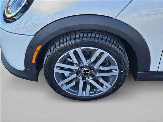 New 2026 MINI Cooper 2-Door Hardtop FWD image 10