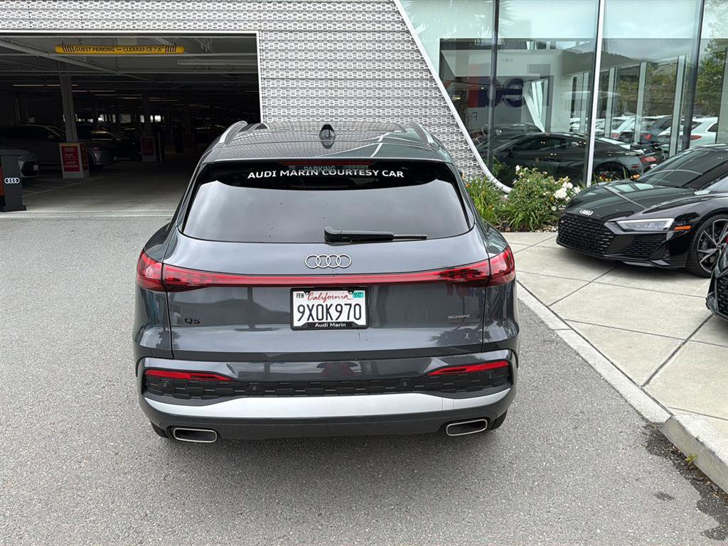 Used 2025 Audi Q5 Premium Plus w/ Premium Plus AWD/4WD image 7