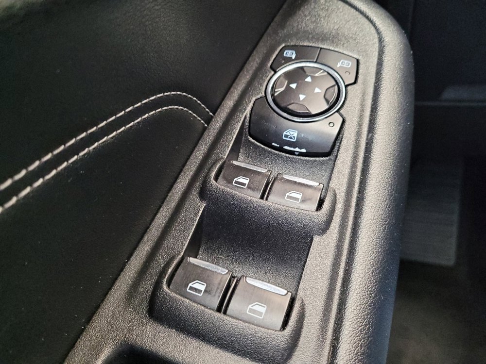 Used 2022 Ford Edge Titanium AWD/4WD image 27