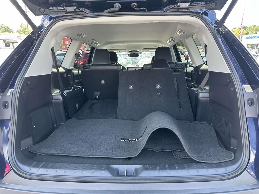 Used 2024 Toyota Grand Highlander Limited image 8