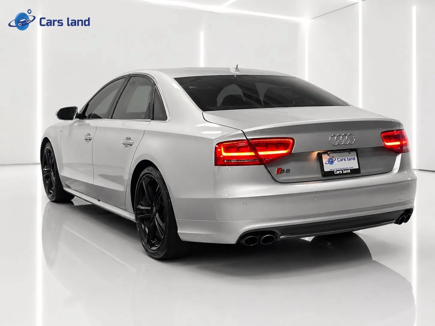 Used 2013 Audi S8 AWD/4WD image 5