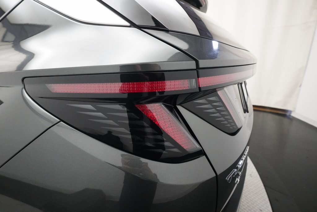 Used 2023 Hyundai Tucson Limited image 33