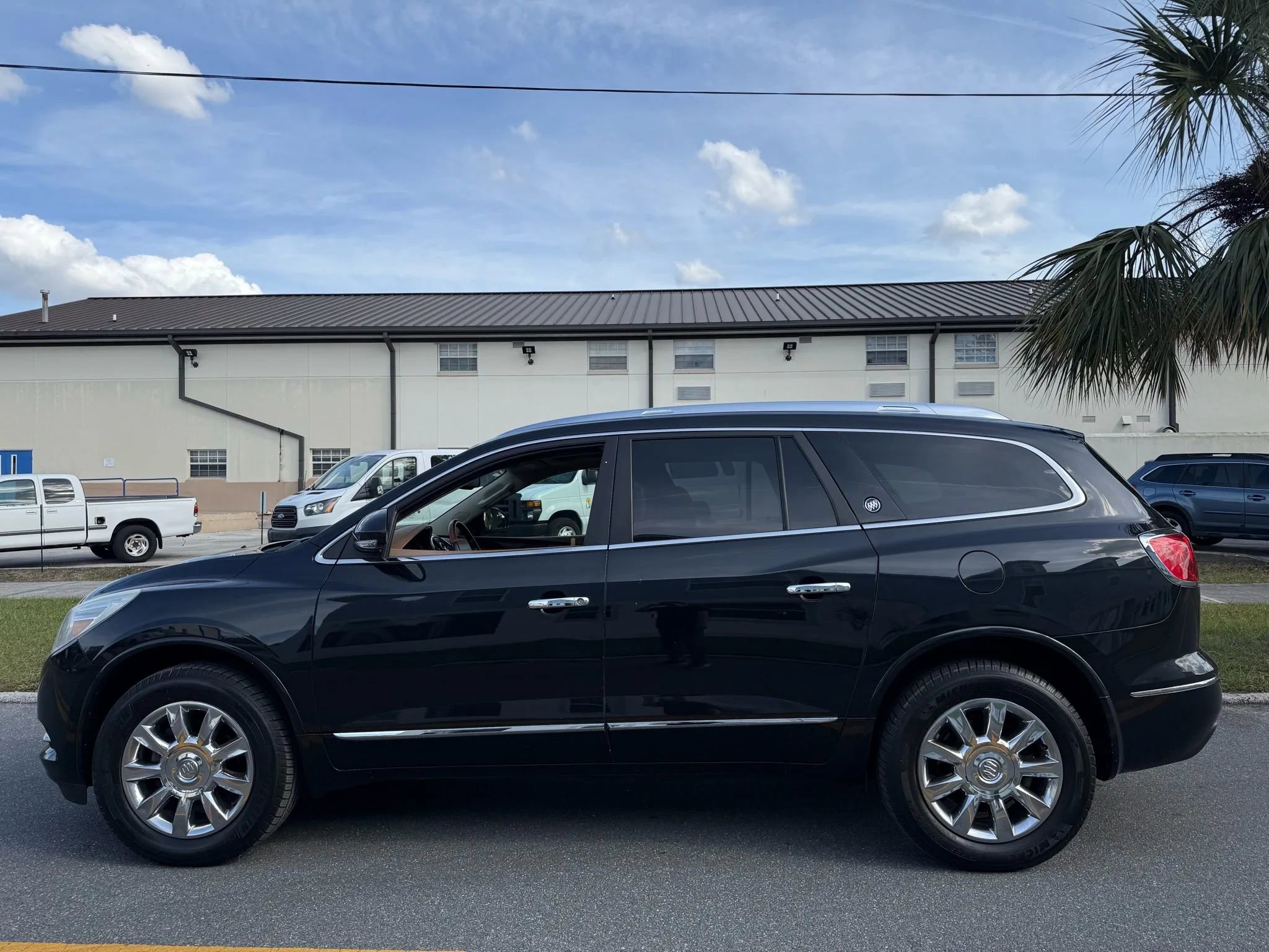 Used 2014 Buick Enclave Leather image 5