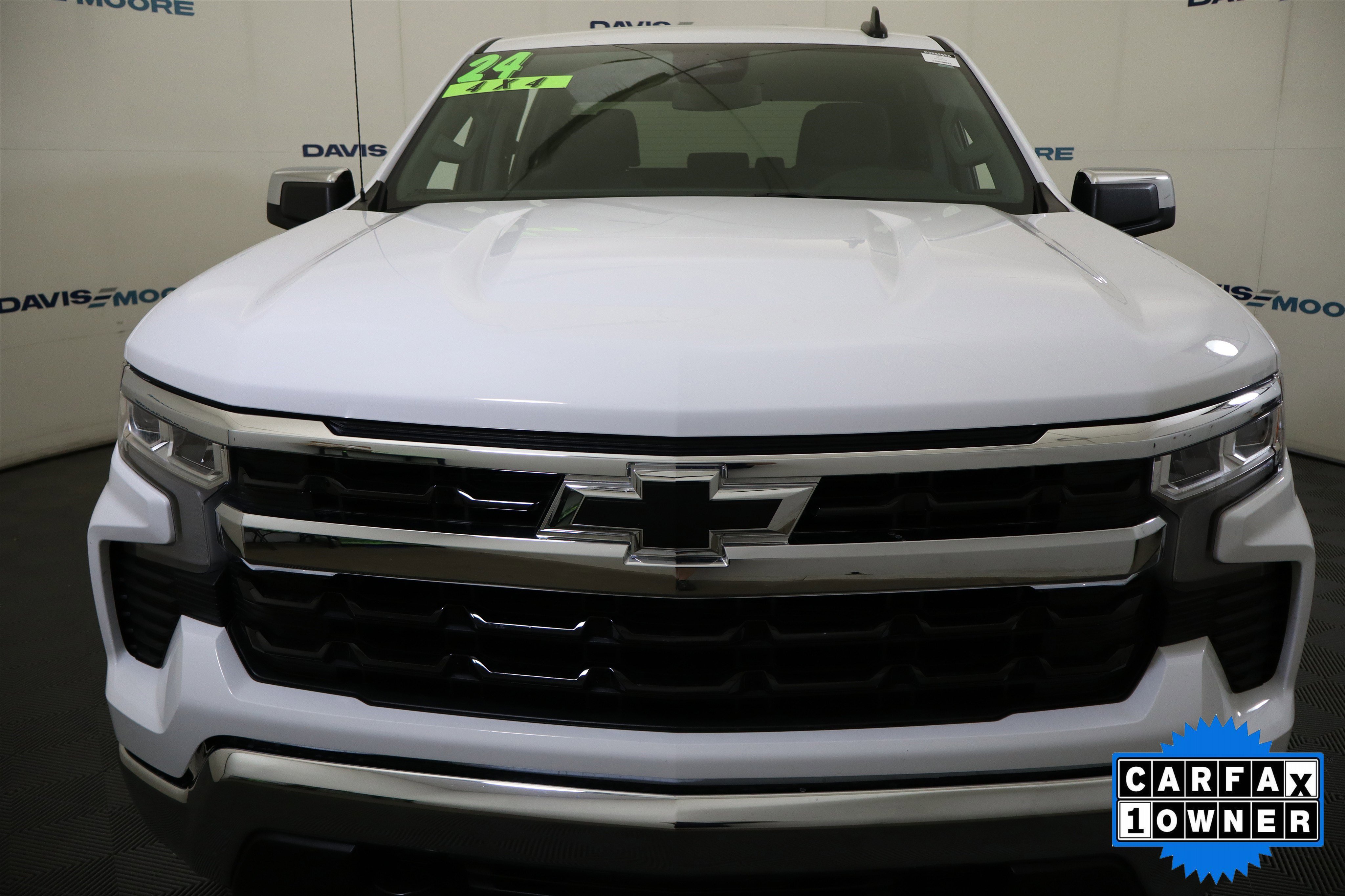 Used 2024 Chevrolet Silverado 1500 LT image 14