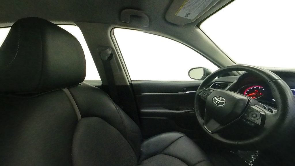 Used 2023 Toyota Camry XSE w/ Navigation Package image 25