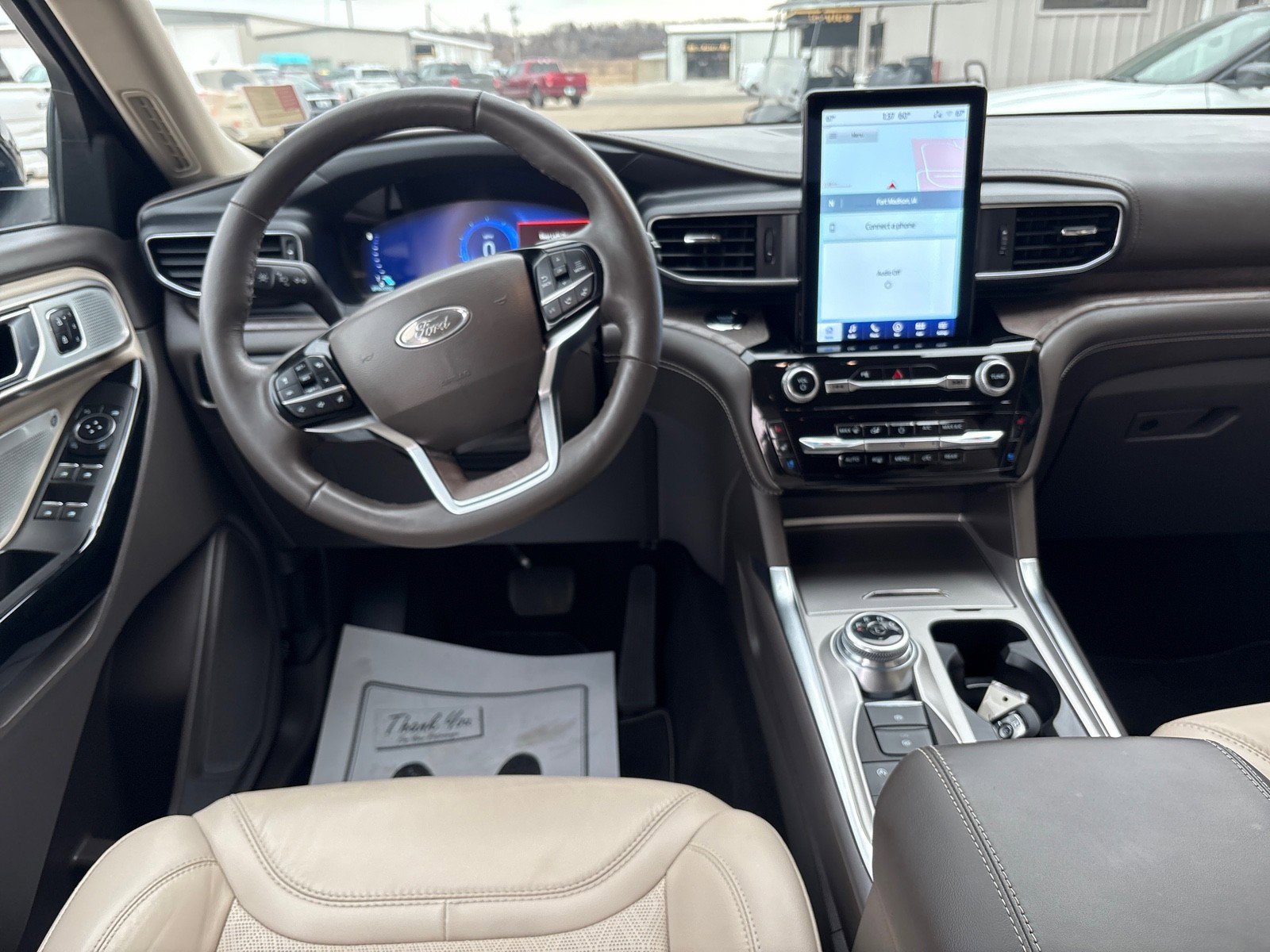 Used 2024 Ford Explorer Platinum w/ Technology Package image 7