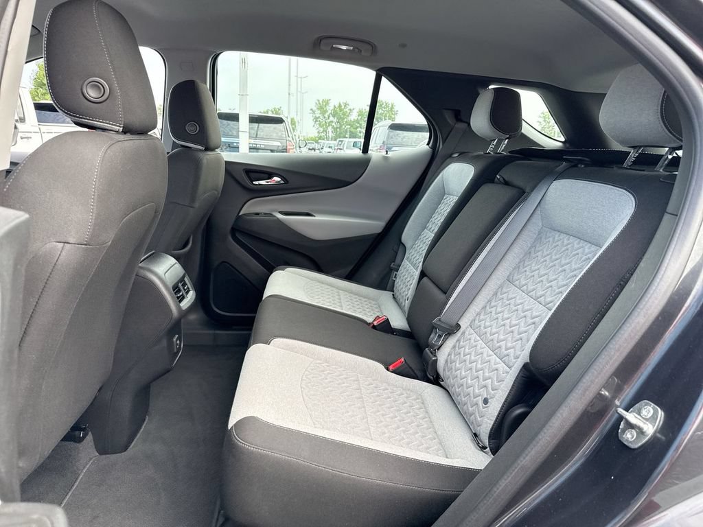 Used 2022 Chevrolet Equinox LS FWD image 23