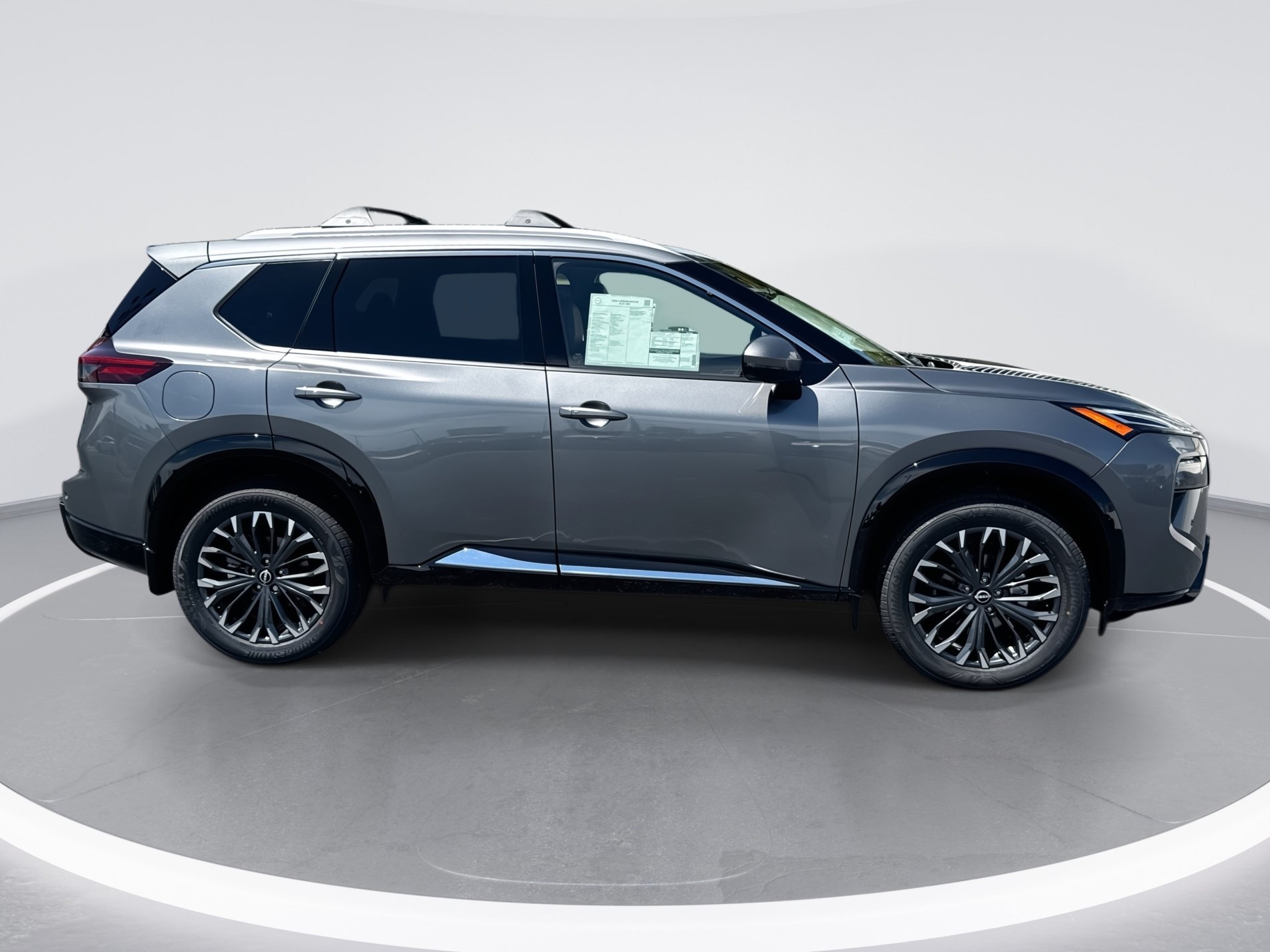 New 2026 Nissan Rogue Platinum AWD/4WD image 3