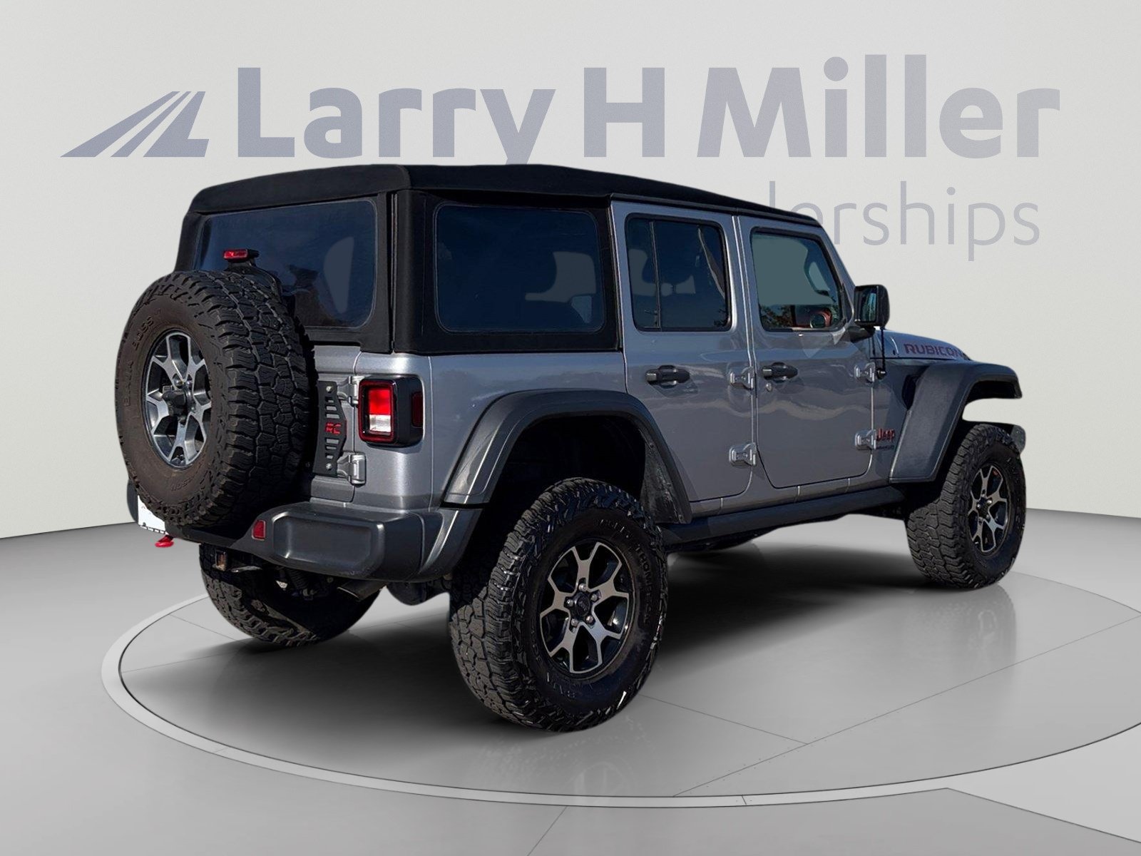 Used 2021 Jeep Wrangler Unlimited Rubicon w/ Cold Weather Group AWD/4WD image 7