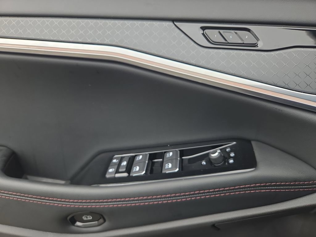 Used 2025 Jeep Wagoneer S Limited image 31