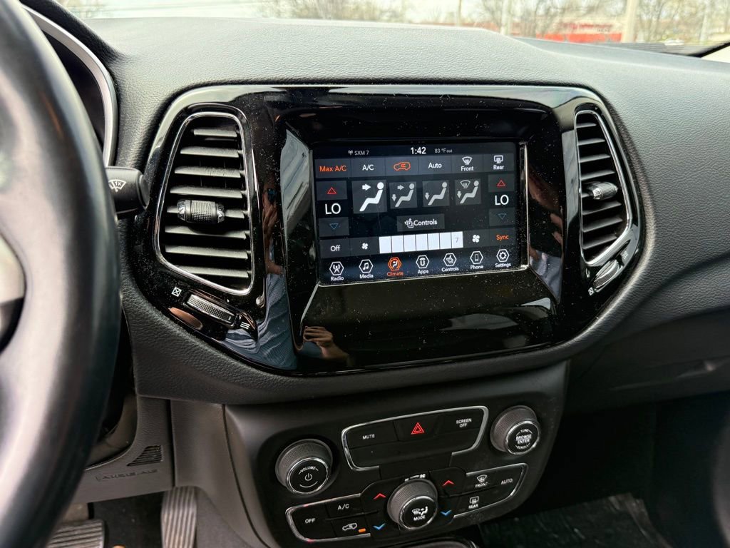 Used 2021 Jeep Compass Latitude image 19