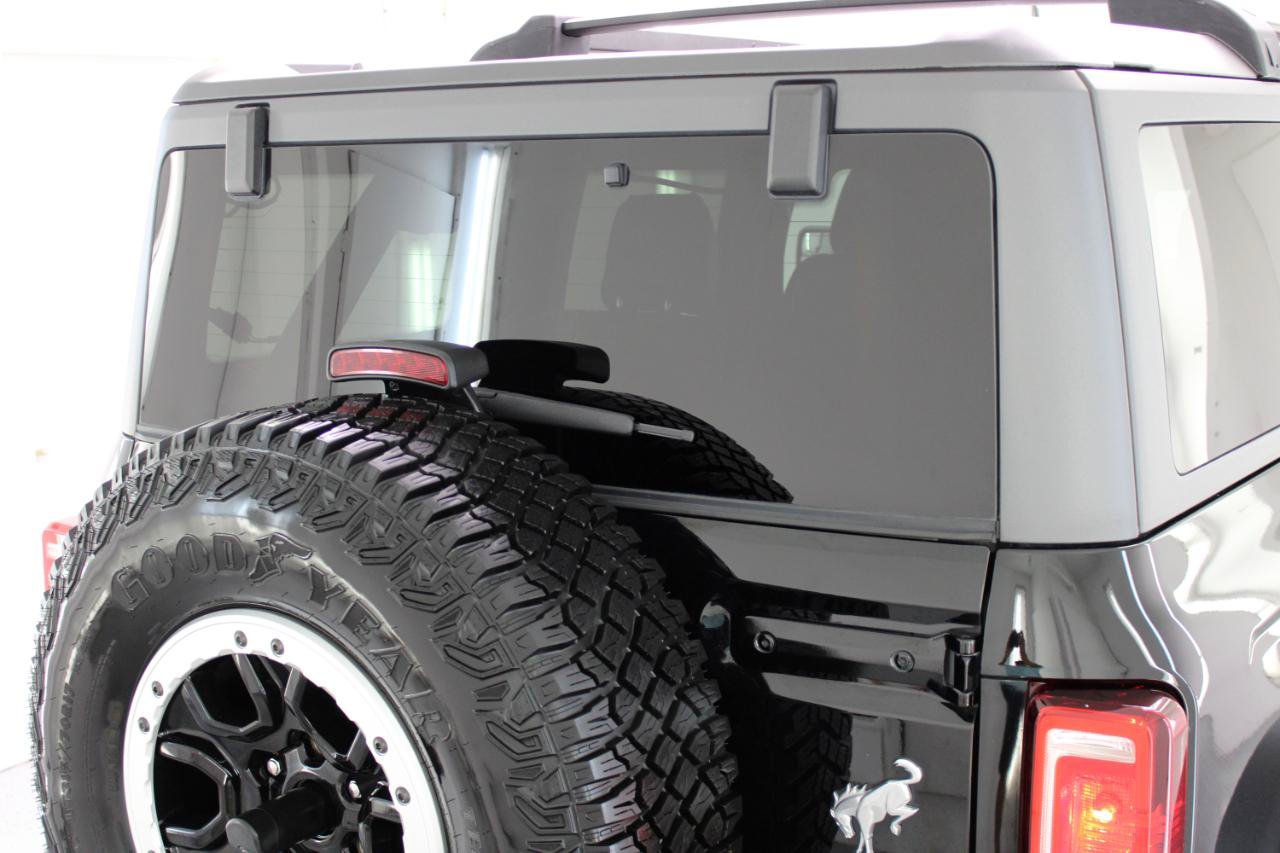 Used 2022 Ford Bronco Black Diamond w/ Sasquatch Package AWD/4WD image 19