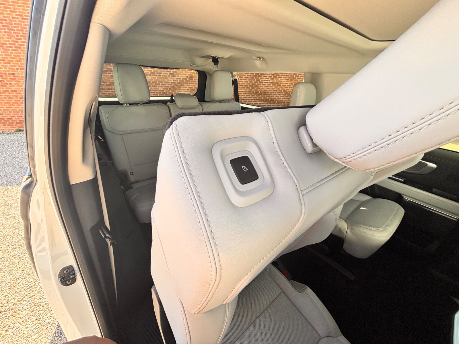 New 2025 Ford Expedition Max Platinum image 32