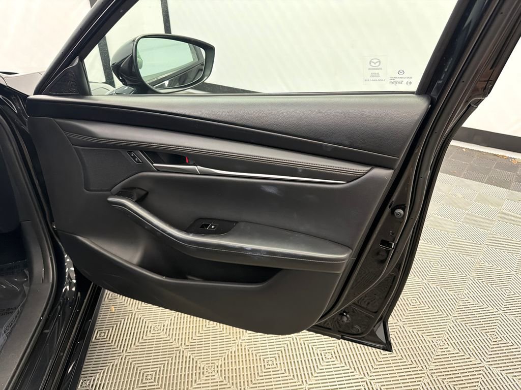 Used 2024 MAZDA MAZDA3 s FWD image 14