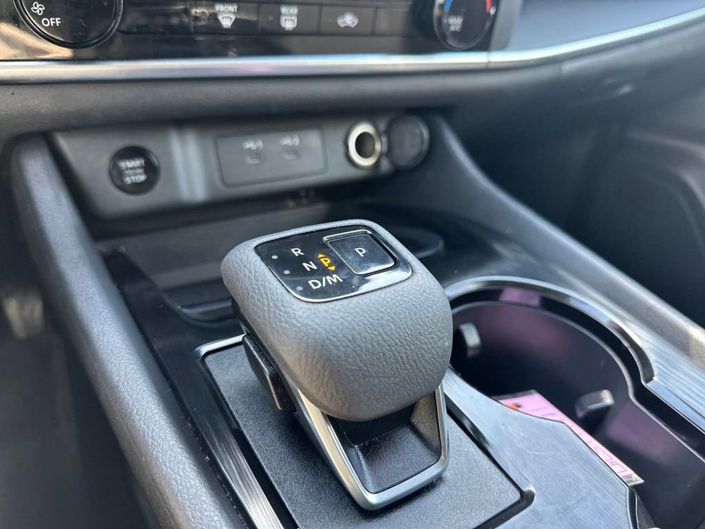 Certified 2025 Nissan Rogue S image 49