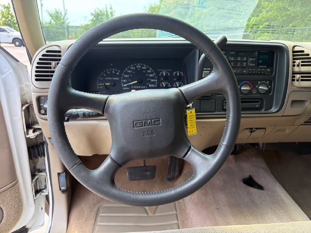 Used 1998 GMC Sierra 1500 2WD Extended Cab w/ Imagemax Pkg image 16