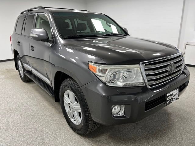 Used 2014 Toyota Land Cruiser image 2