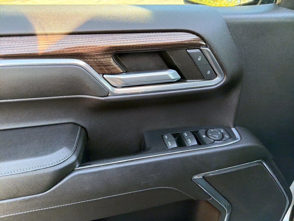 Used 2023 Chevrolet Silverado 1500 LT AWD/4WD image 13