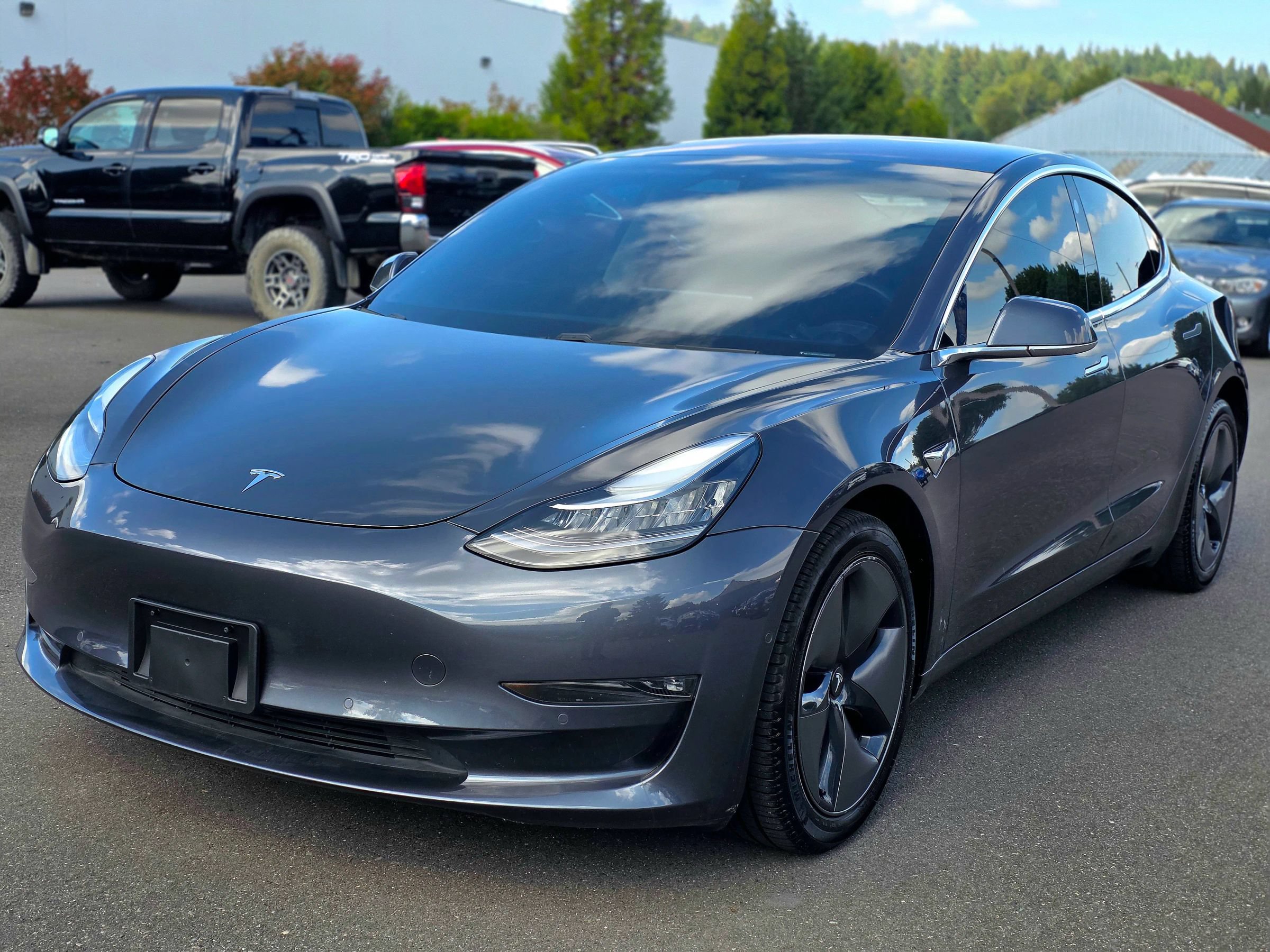 Used 2018 Tesla Model 3 Long Range AWD/4WD image 5