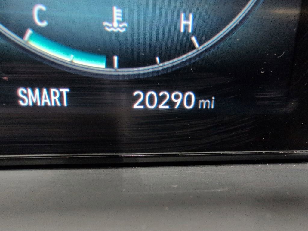 Certified 2022 Hyundai Tucson Limited w/ Cargo Package AWD/4WD image 17