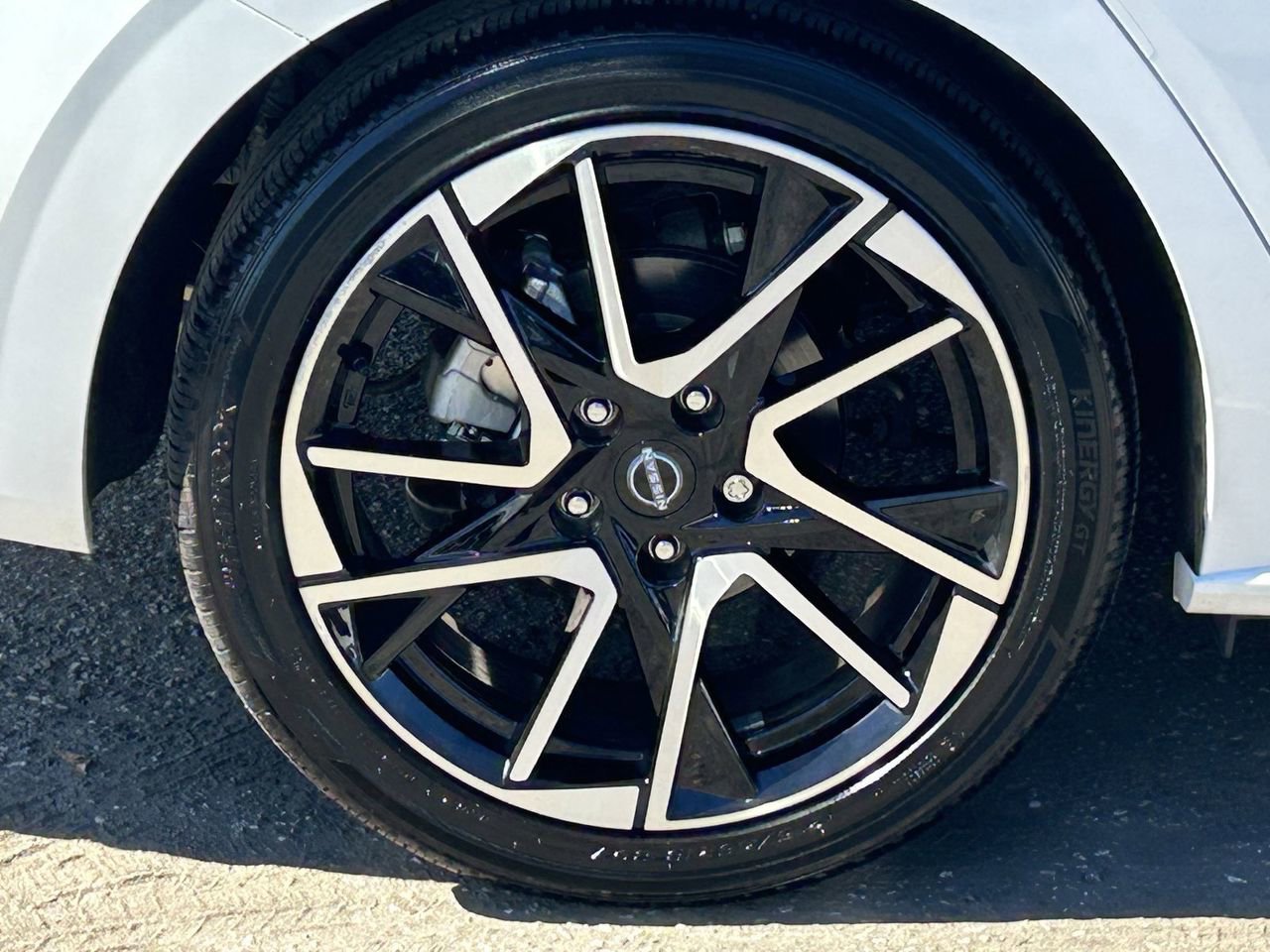 Certified 2025 Nissan Sentra SR image 8