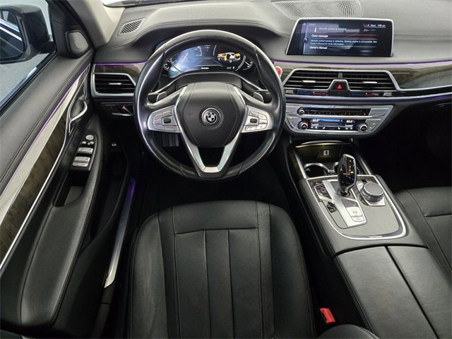 Used 2016 BMW 740i image 12