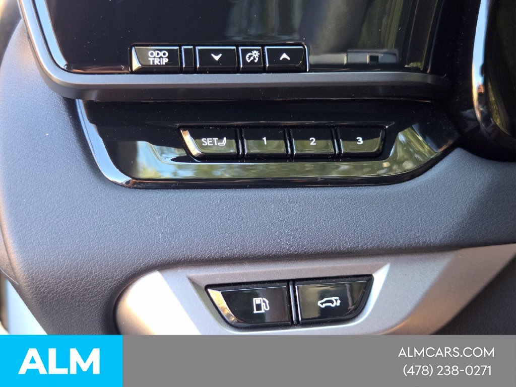 Used 2026 Lexus RX 350 Premium w/ Accessory Package (Z1) FWD image 32