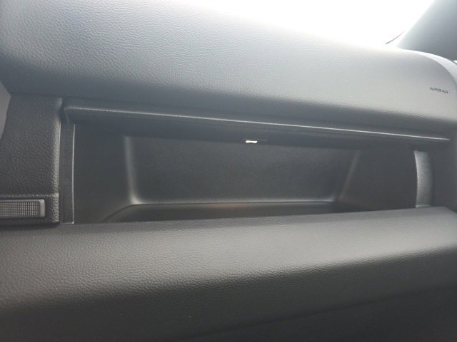 New 2026 RAM 1500 4x4 Crew Cab image 30