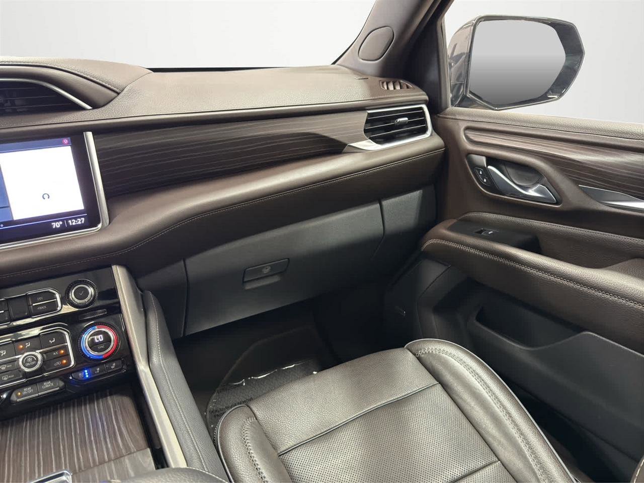 Used 2021 GMC Yukon Denali w/ Denali Premium Package image 20