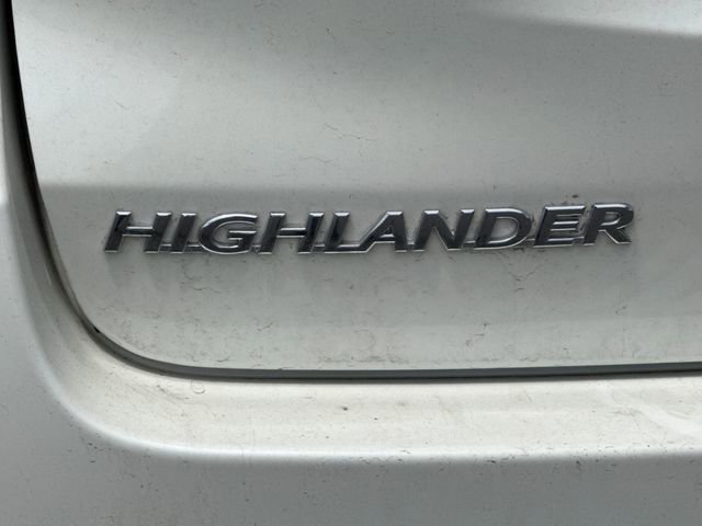 Used 2017 Toyota Highlander XLE AWD/4WD image 18