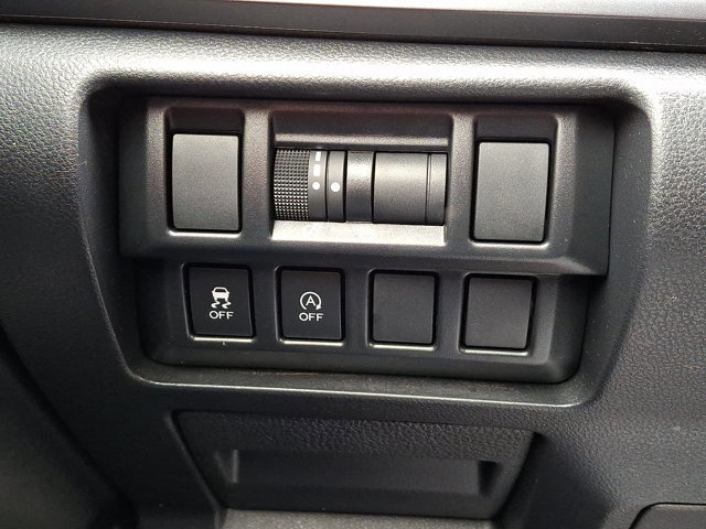 Used 2023 Subaru Crosstrek 2.0i Premium w/ Special Edition image 27