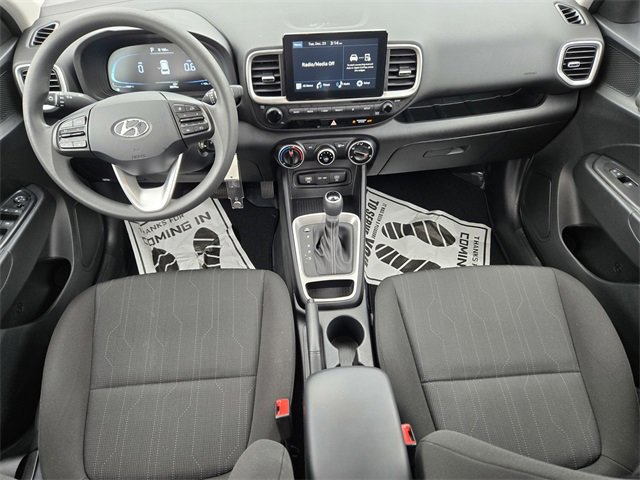 Certified 2023 Hyundai Venue SE image 13