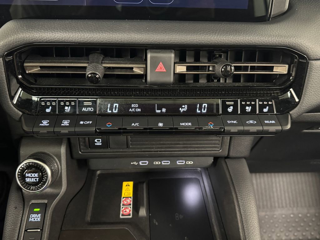 Used 2024 Toyota Land Cruiser image 21