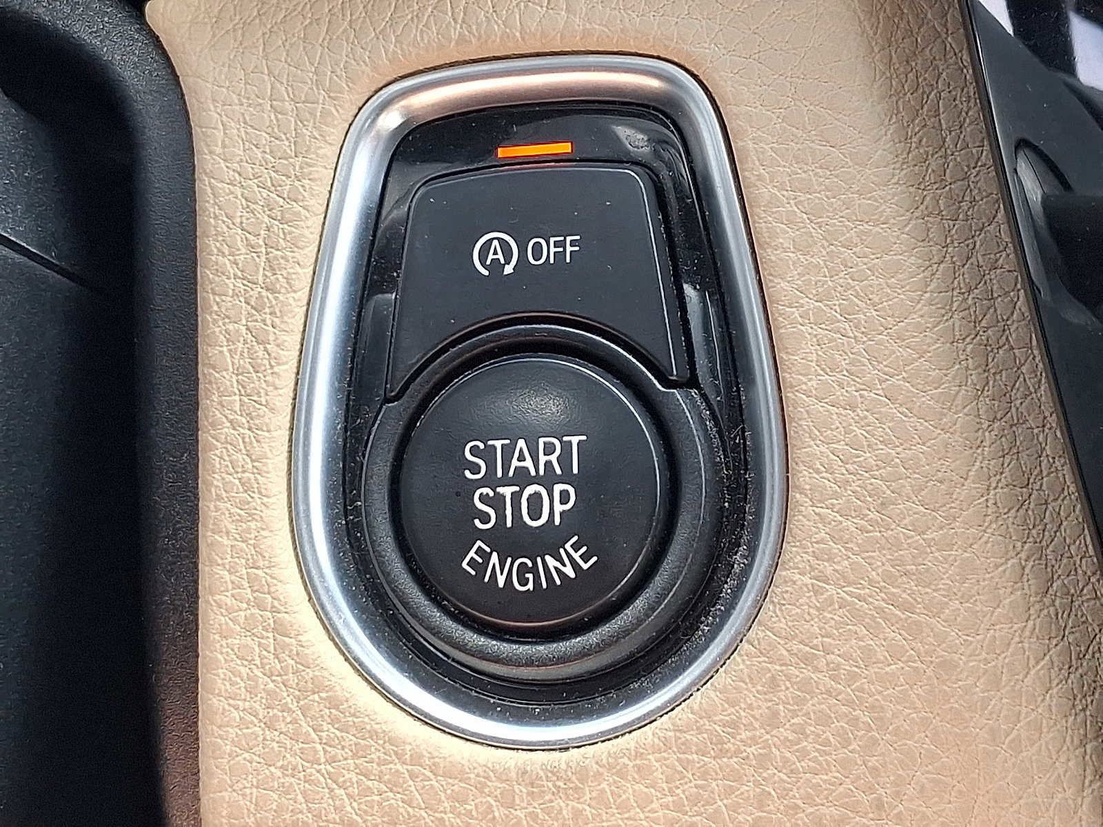 Used 2018 BMW 330i xDrive Sedan image 25