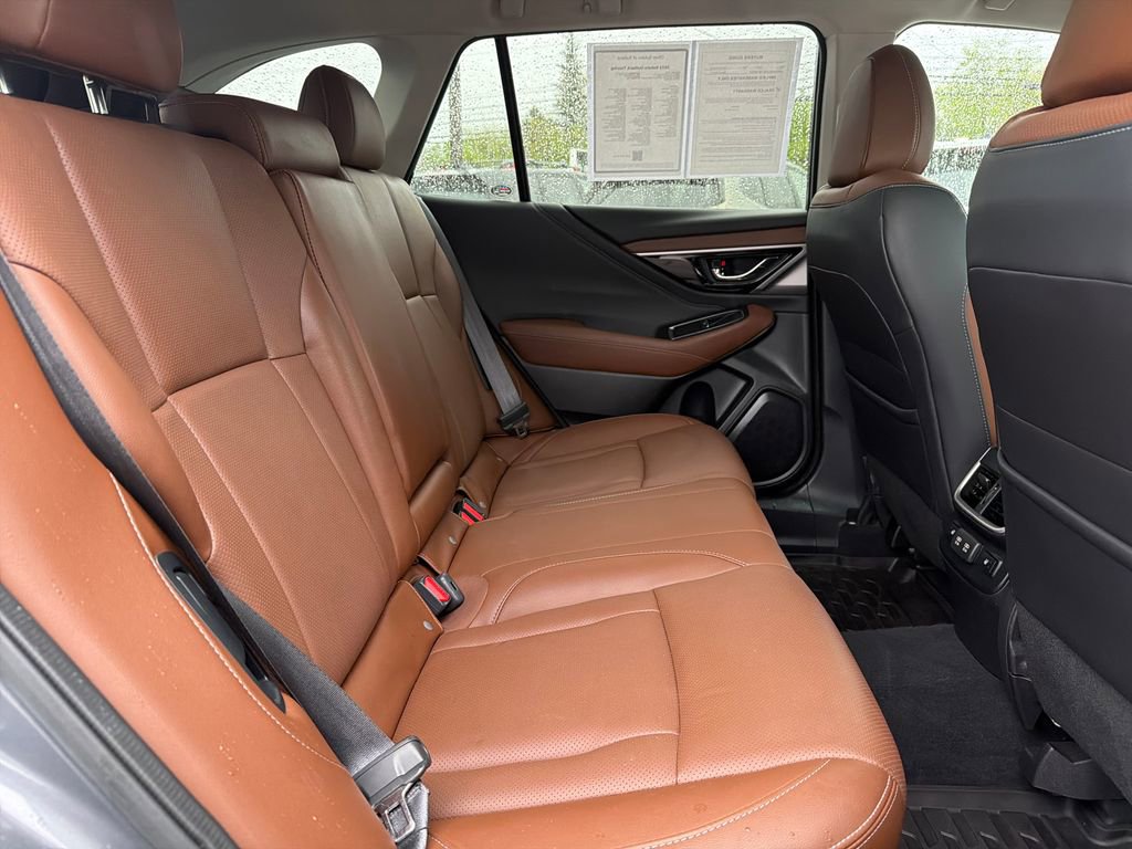 Used 2022 Subaru Outback Touring AWD/4WD image 35