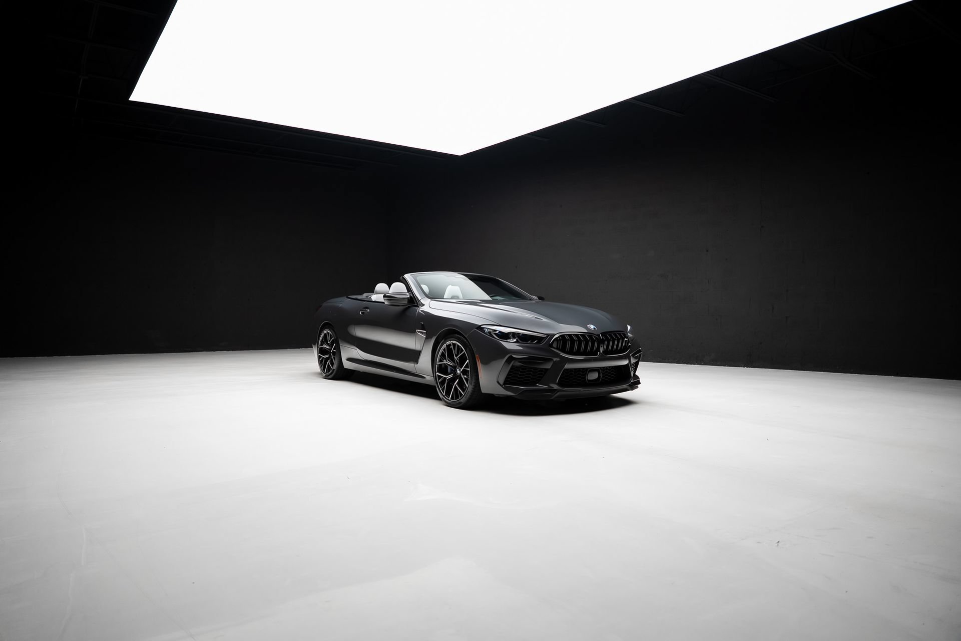 Used 2020 BMW M8 Convertible AWD/4WD image 89