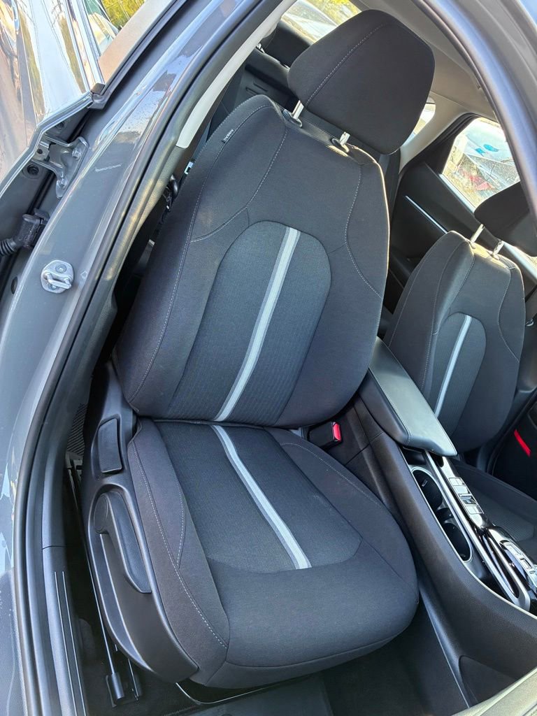 Used 2023 Hyundai Sonata SEL w/ Convenience Package FWD image 19