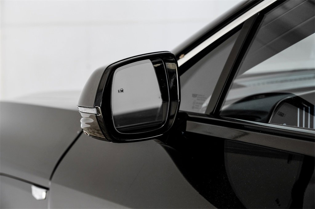 Used 2024 Cadillac Lyriq Luxury w/ LPO, Floor Liner Package image 41